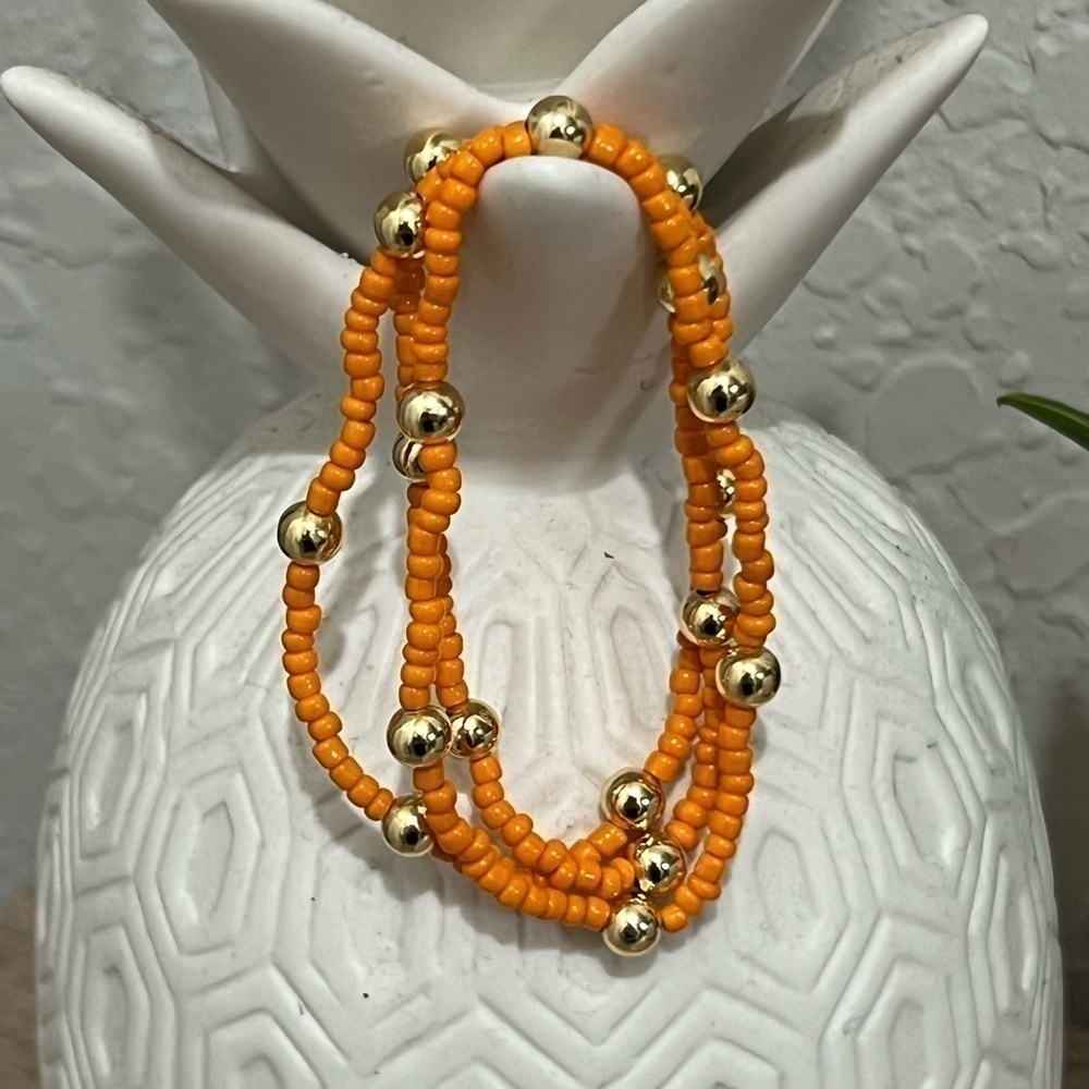 Orange beaded gold filled handmade bracelet - Picture 3 of 5